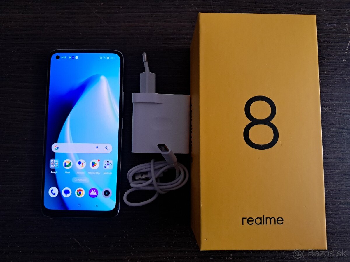 REALME 8