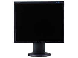Predám používaný monitor značky Samsung SyncMaster 943B. 19"