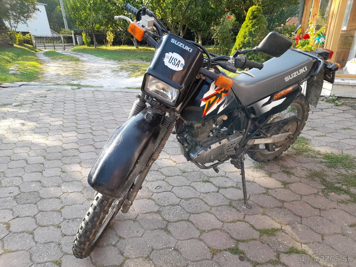 Suzuki DR125