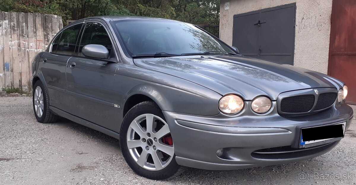 Jaguar X-TYPE