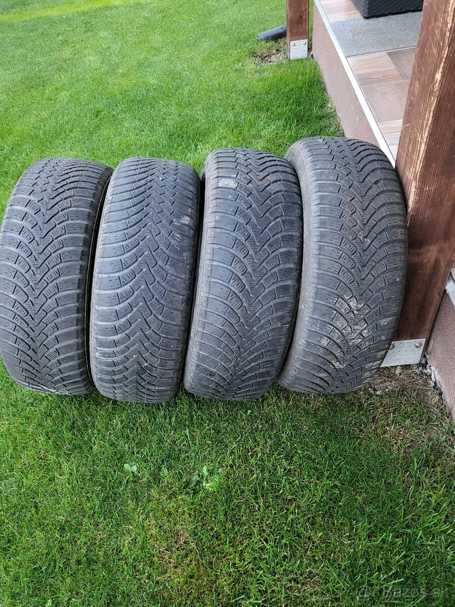 Zimné pneumatiky 225/60 R17 FALKEN