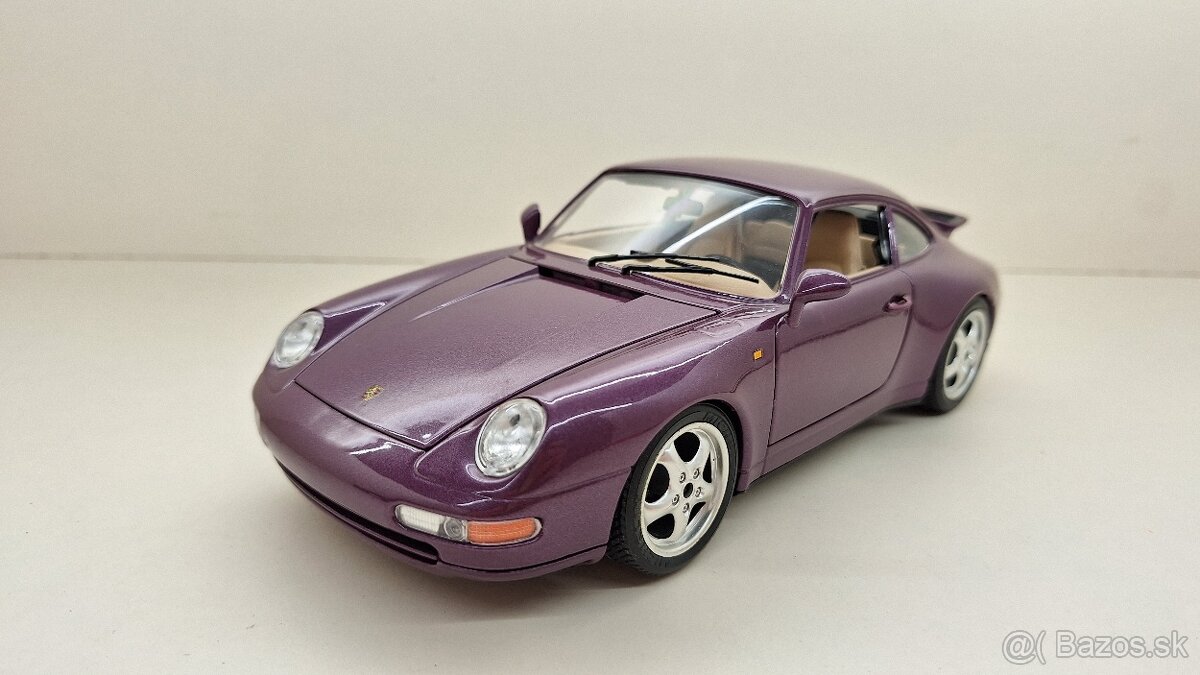 1:18 PORSCHE 911 993 COUPE