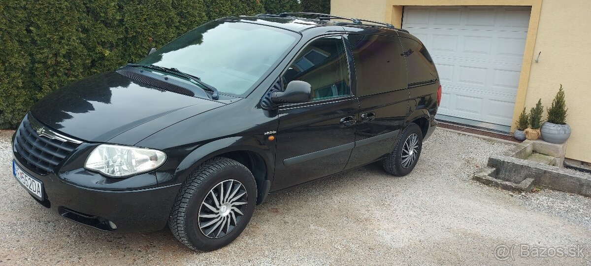 Predám Chrysler voyager 2,8crdi