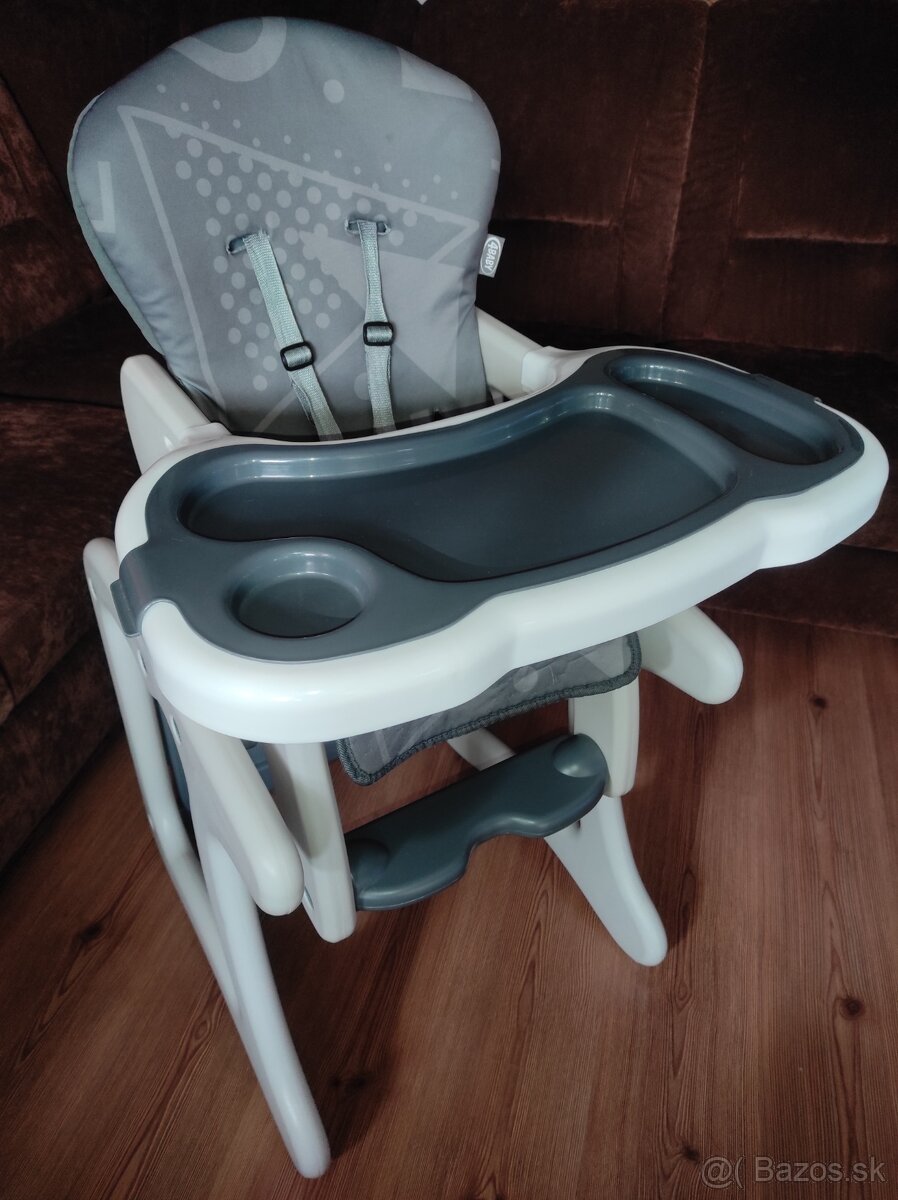 Detská jedálenská stolička 2v1