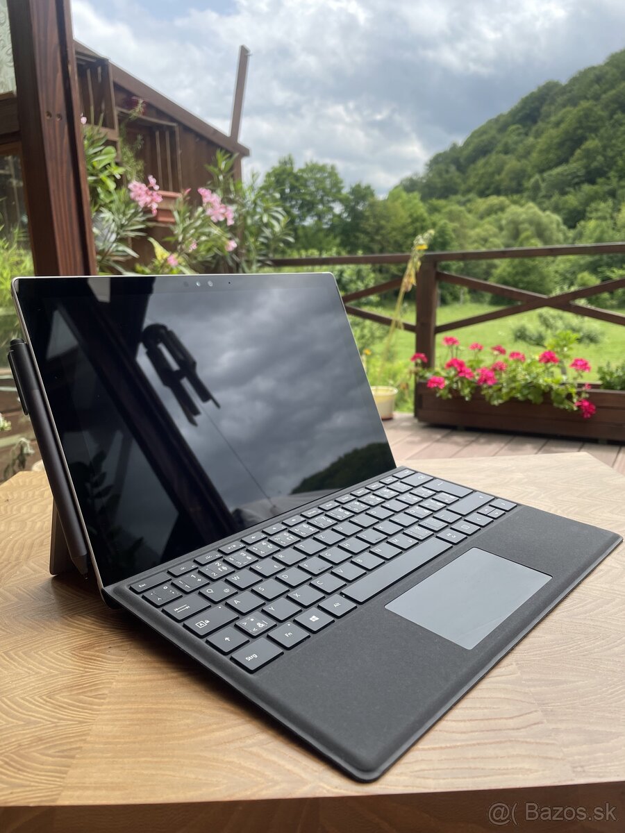 Microsoft Surface Pro 4