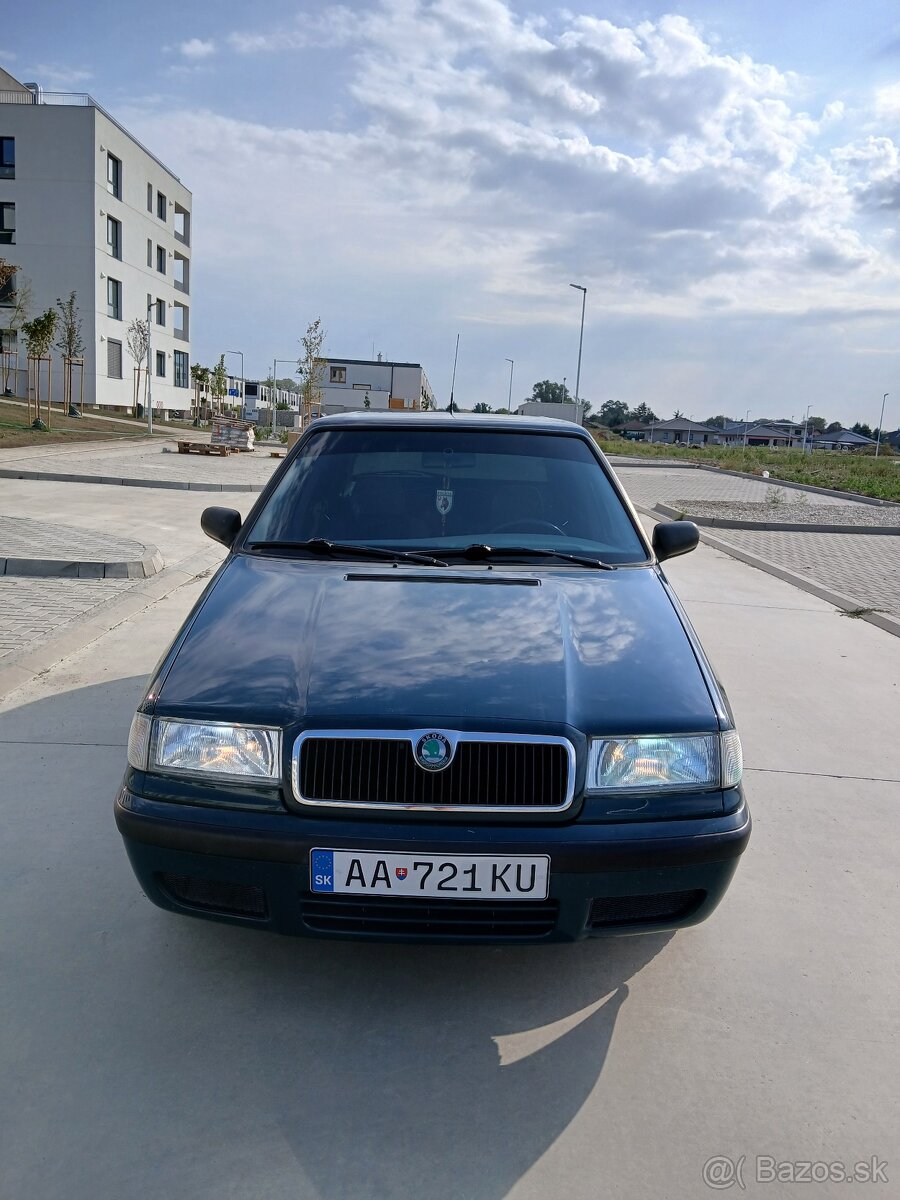 Škoda Felícia 1.3 MPI. 40KW. 1999 Zelená Tmavá+ťažné