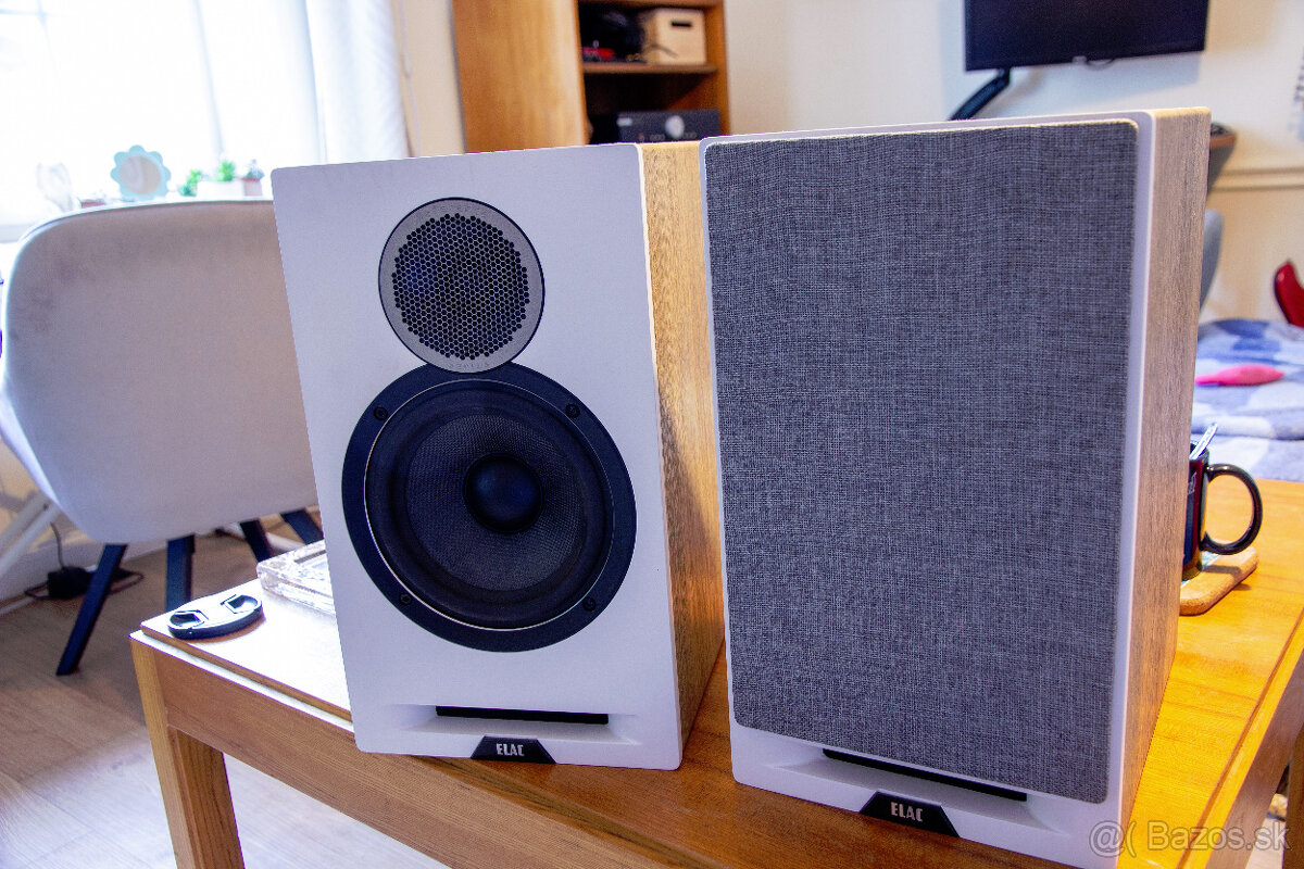 Regalove reproduktory ELAC