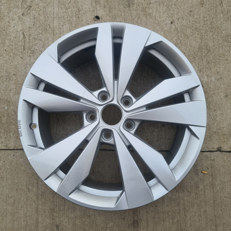 1kus Volkswagen disk 5x112 R18 ET50