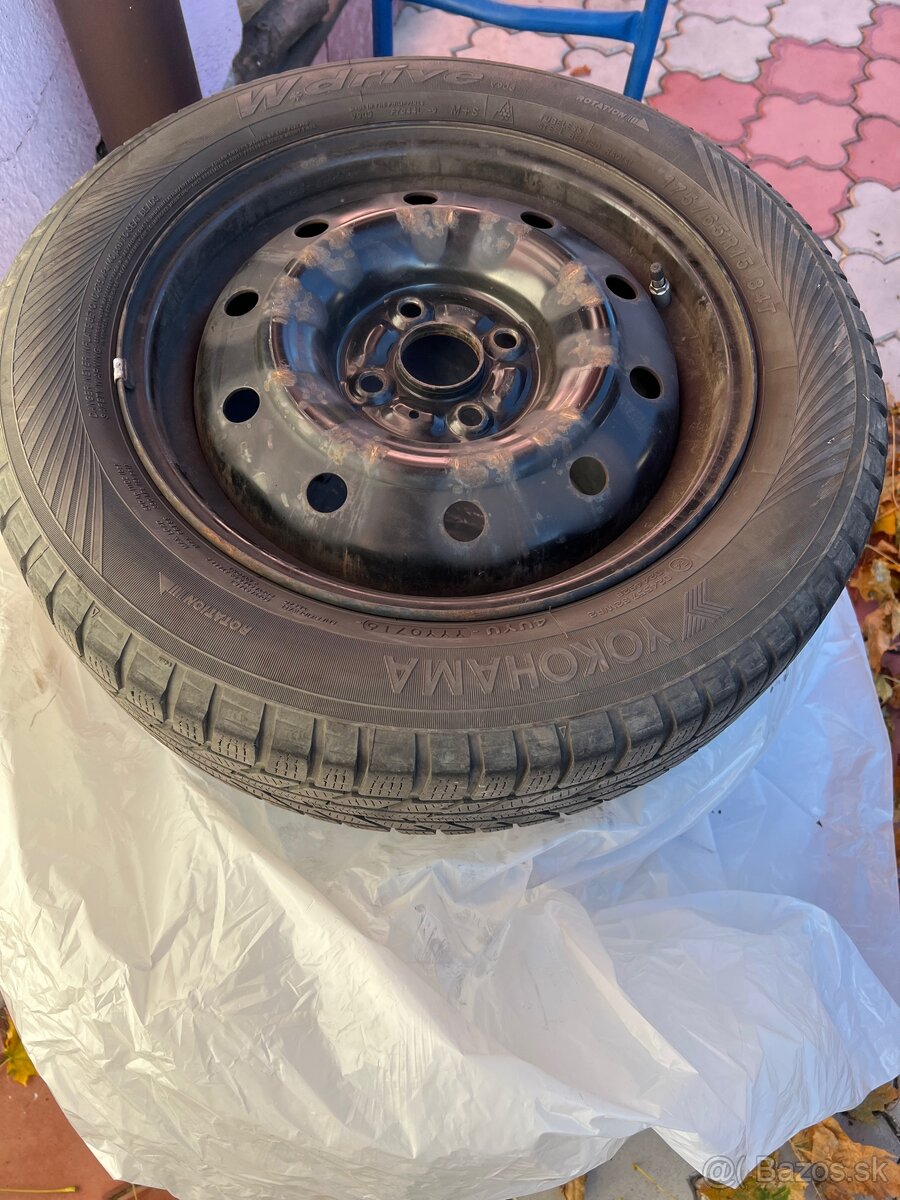 Zimné pneu na diskoch 175/65 r15