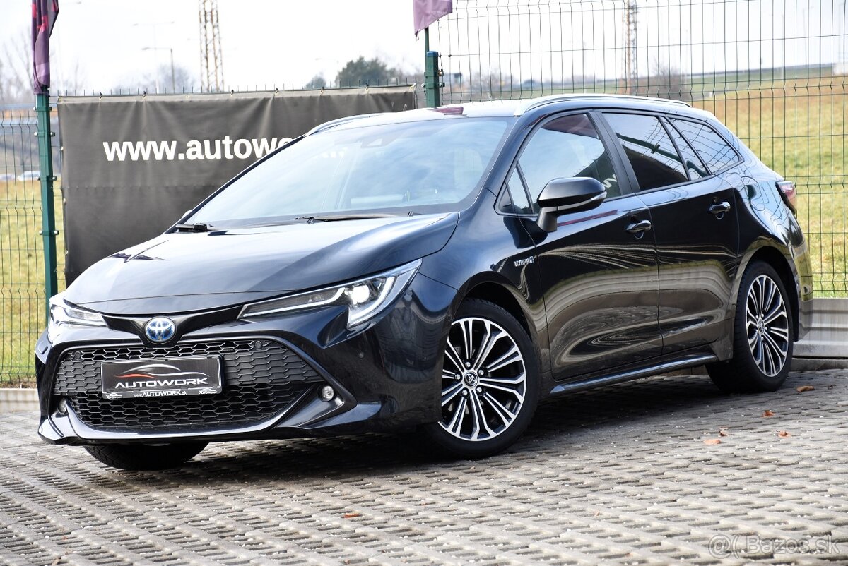 Toyota Corolla kombi TS 1.8 HYBRID E-CVT SR DPH