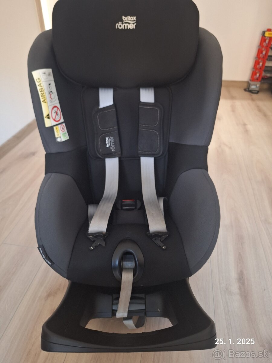 Autosedacka britax romer dualfix isize 9-18 kg