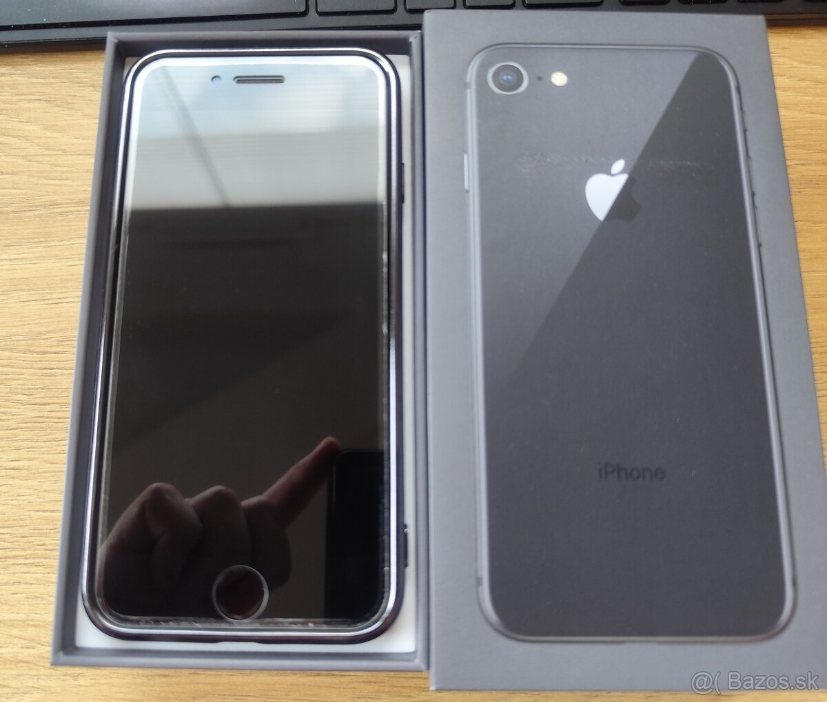 iPhone 8 64GB Space gray