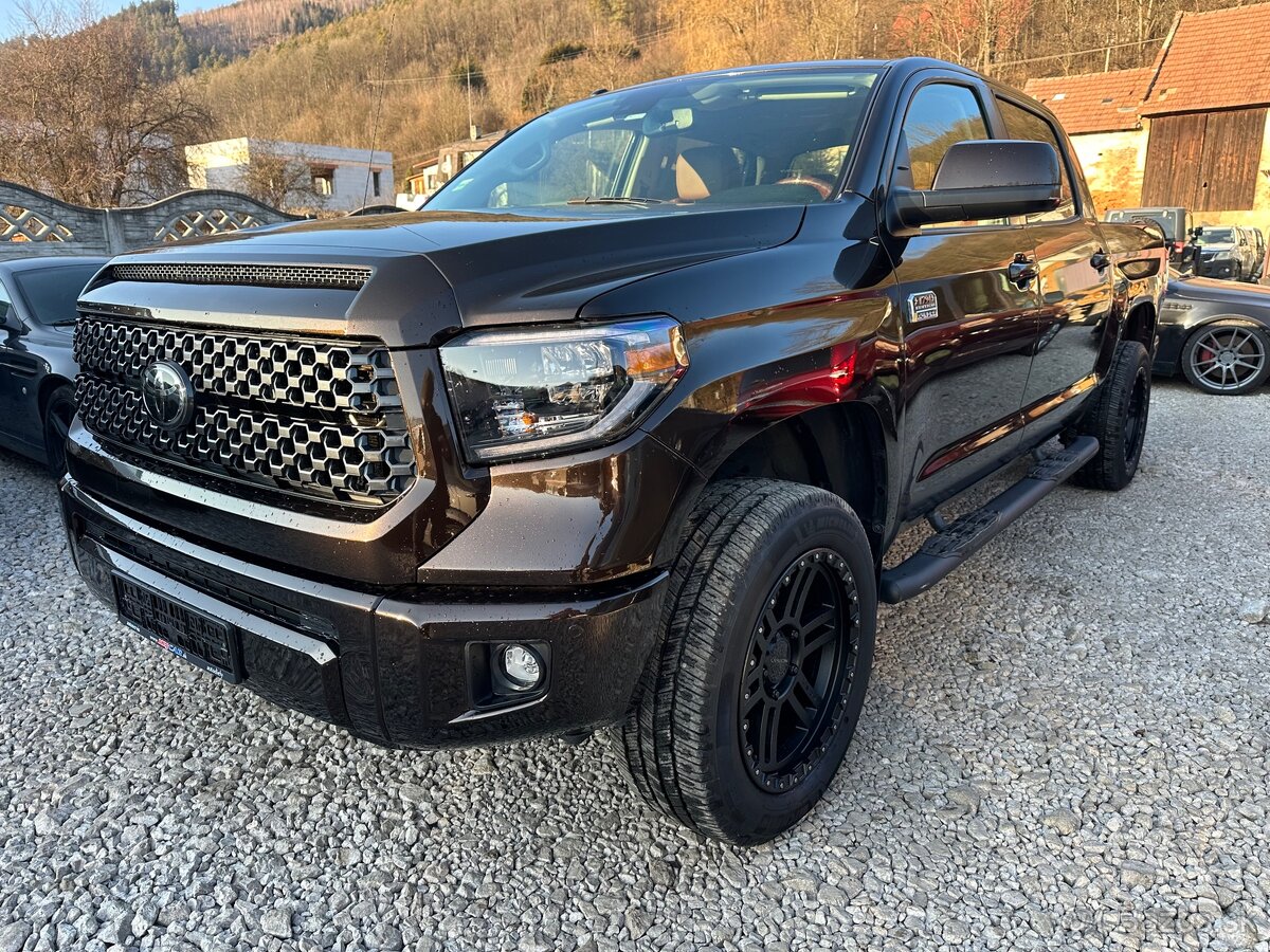 2019 Toyota Tundra Platinum 1794 5,7 V8 LPG Radar FullLED