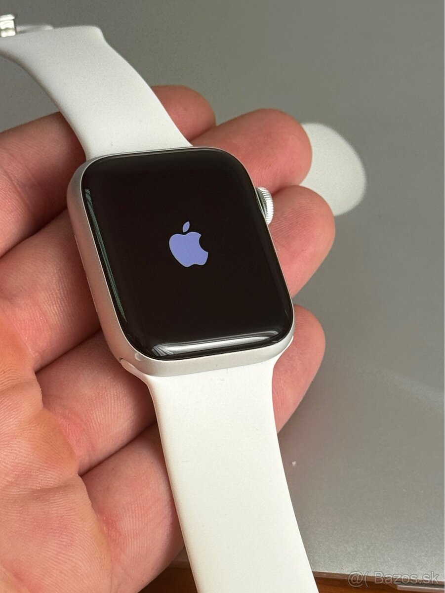 Apple Watch SE 2 44mm Silver GPS - 100% zdravie