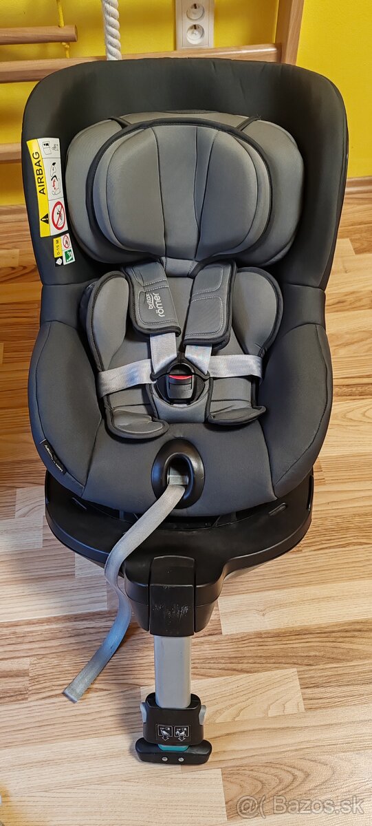 Britax Romer Dualfix i-size šedá