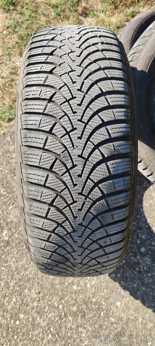 GoodYear Ultragrip 9+ 205/55R16 91T