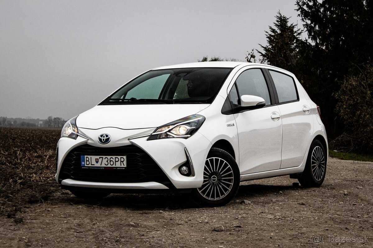 Toyota Yaris brid e-CVT Active City