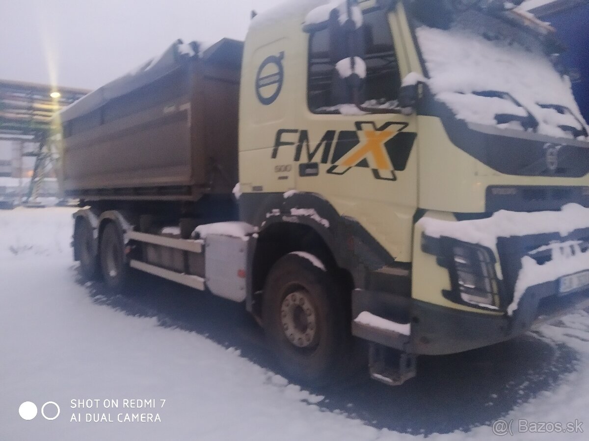 Volvo FMX 6x4 rok výroby 2017 plus vlek