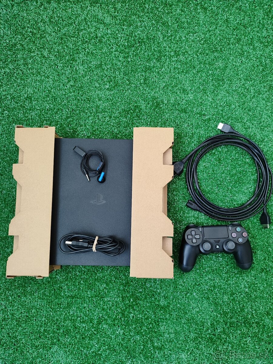 PS4 1TB Jet Black