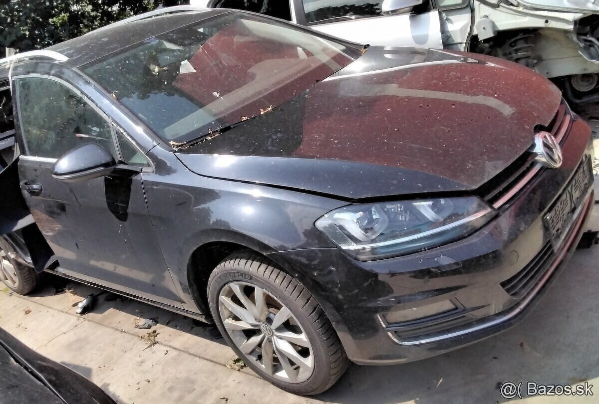 Volkswagen Golf 7 2.0 TDI 2014 predám PREDNÉ SVETLÁ, DVERE P