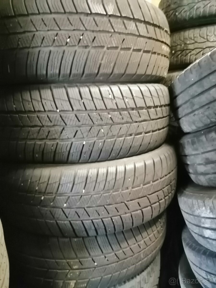 215/60r16 C