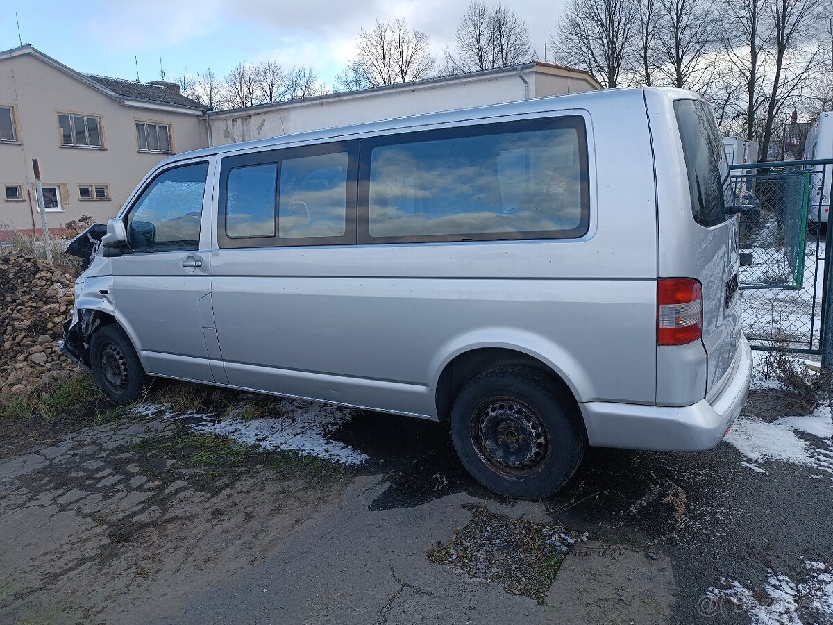 VW T5 Caravelle Long 2,5tdi 128kw 2004