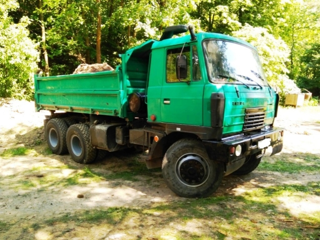 Preprava sypkých materiálov Tatra 815, Scania , autodoprava