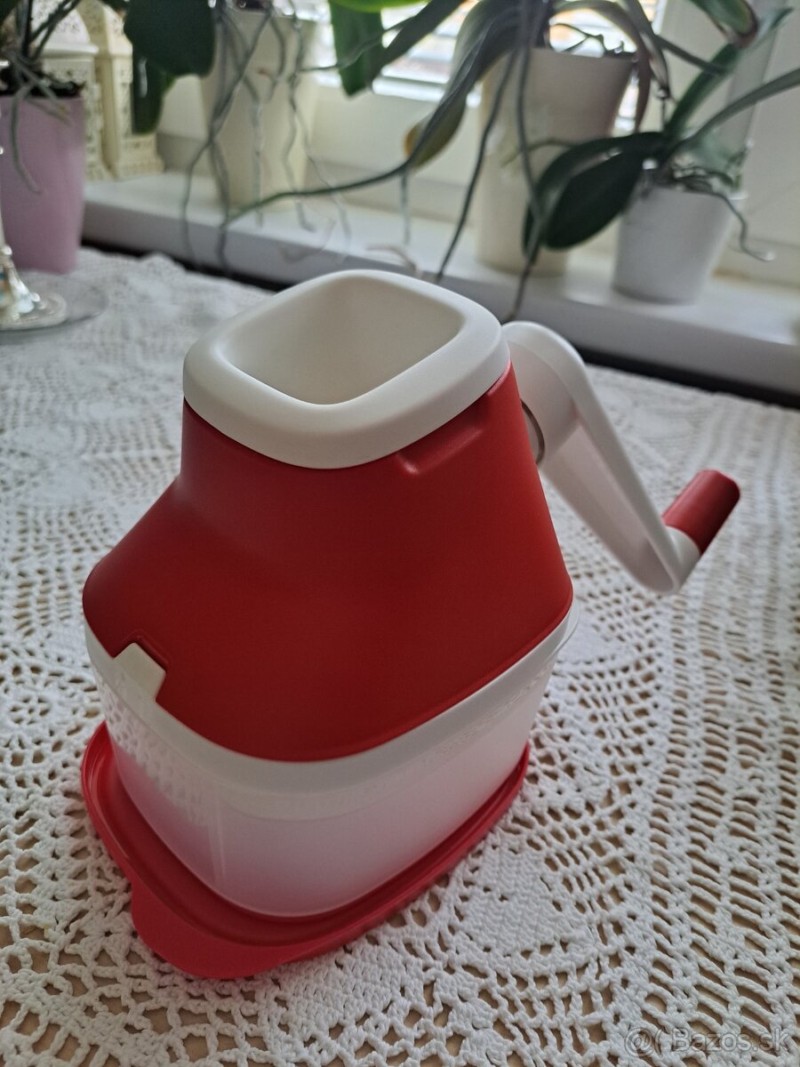 Tupperware mlynček