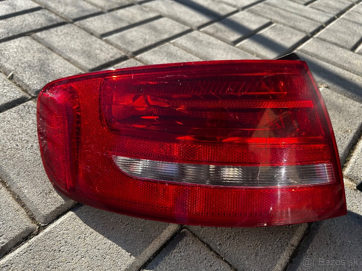 Zadné svetla Audi A4 B8 avant