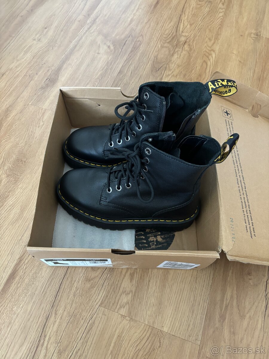 Dr. Martens - Jadon 3