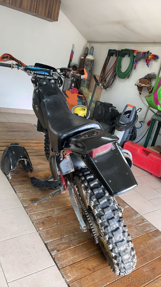 Predám 2 yamaha XT600