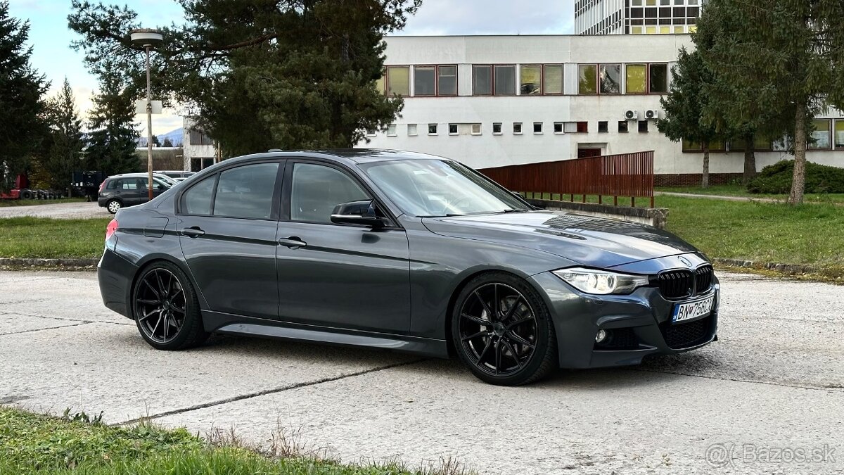 BMW F30 335i xDrive M Performance Manuál