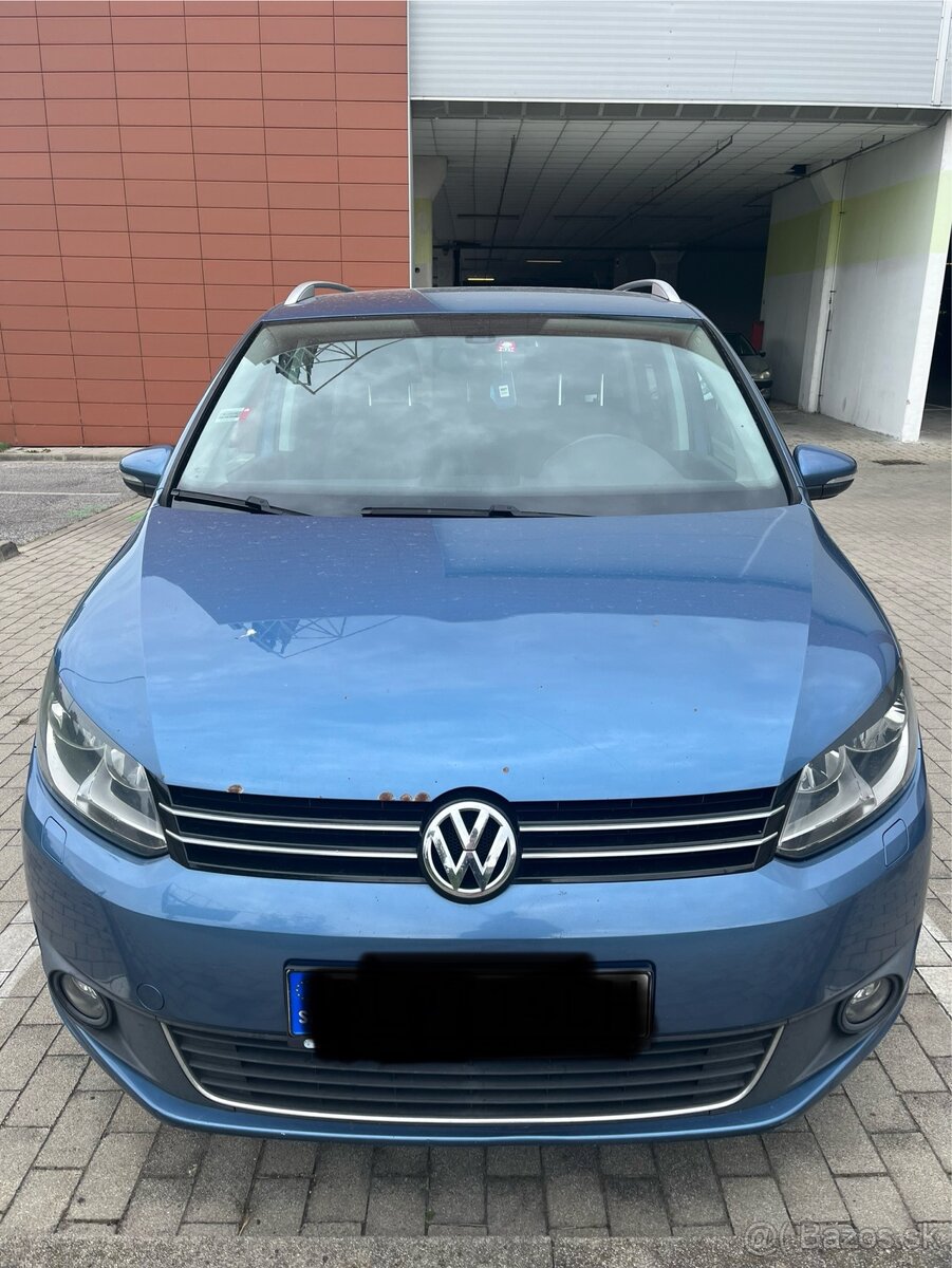 Volkswagen Touran benzin 2011