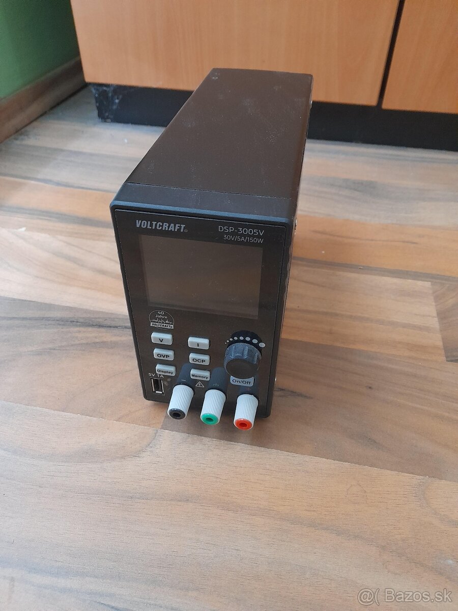 Laboratórny zdroj Voltcraft DSP 3005v, 30A, 5V