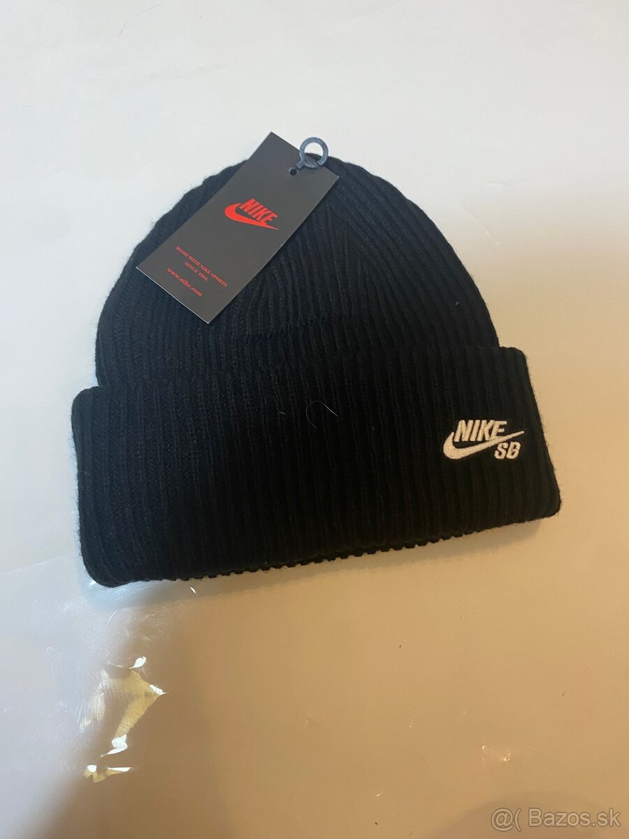 Čiapka nike