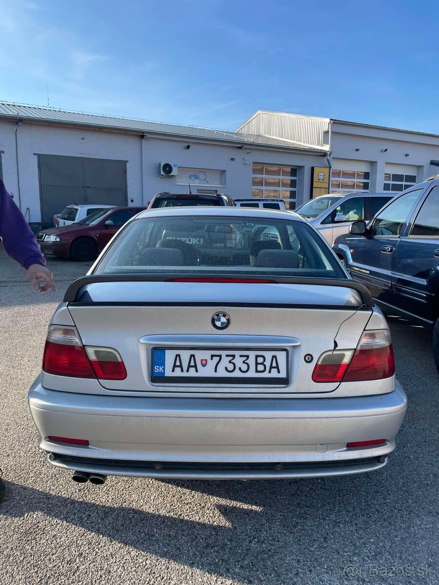 BMW E46 spoiler