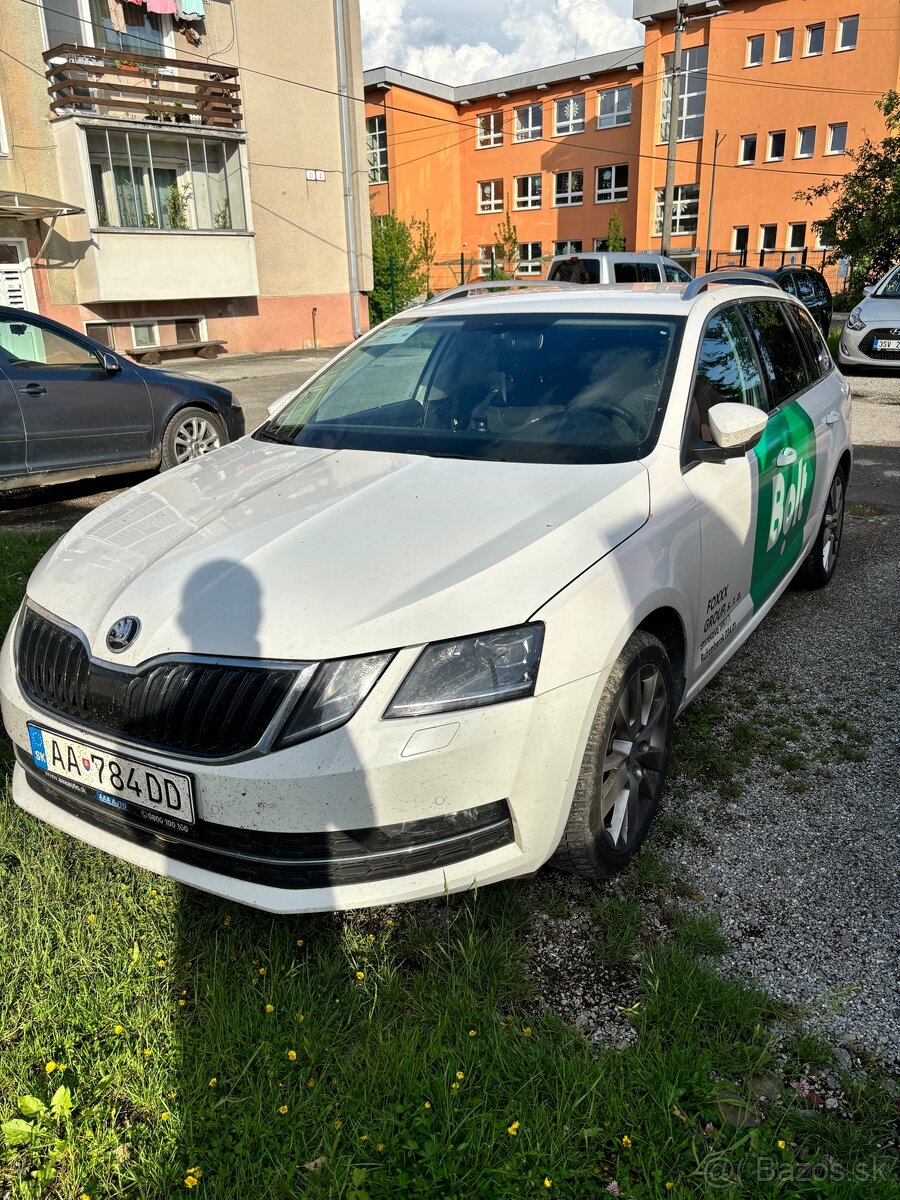 Taxikár s vlastným autom