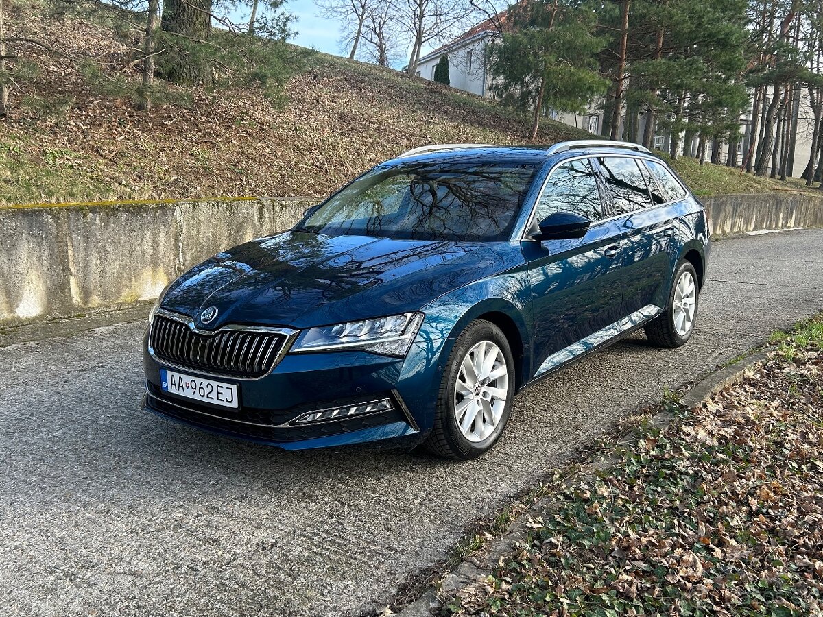 ŠKODA SUPERB 1,5 tsi JOY