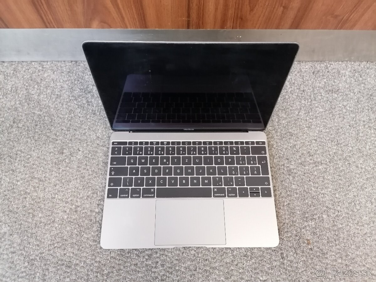 MAC BOOK RETINA 2017