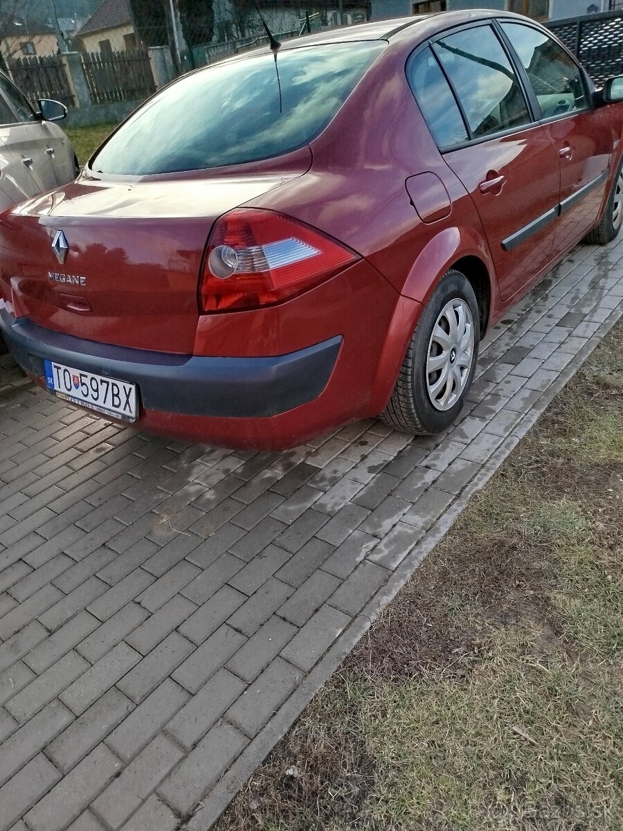 Predám Renault Megane 1,6 benzín