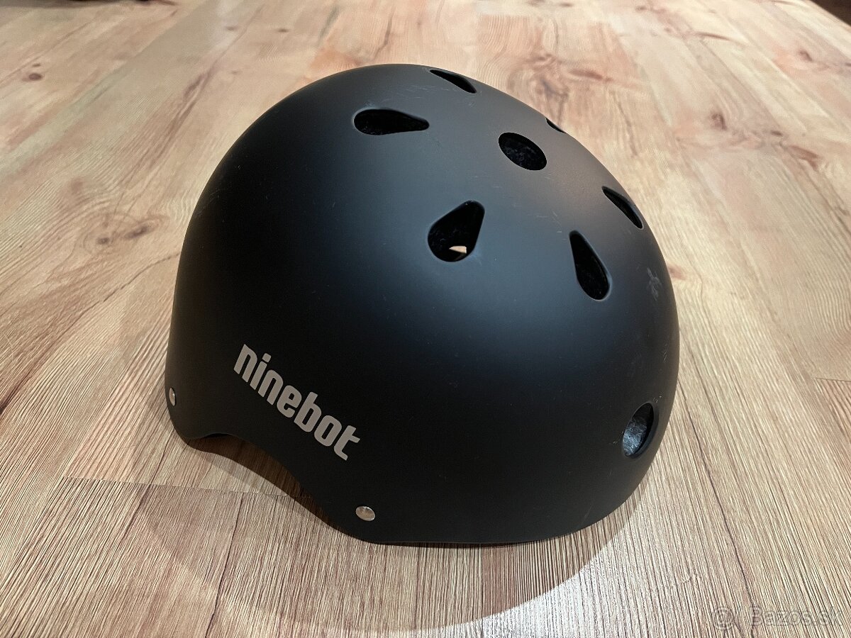 Prilba Segway Ninebot