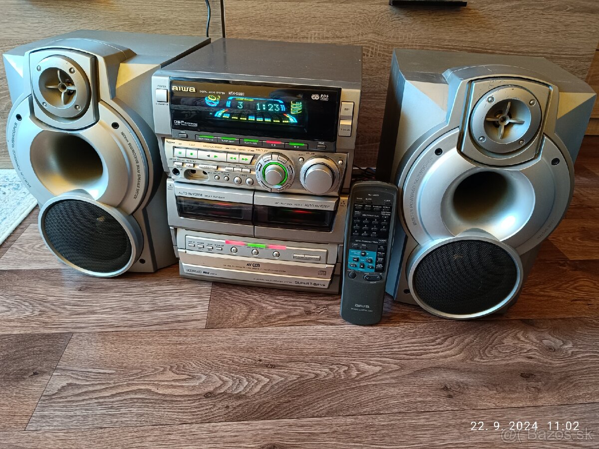 AIWA NSX-S888...2x110W RMS...22KG