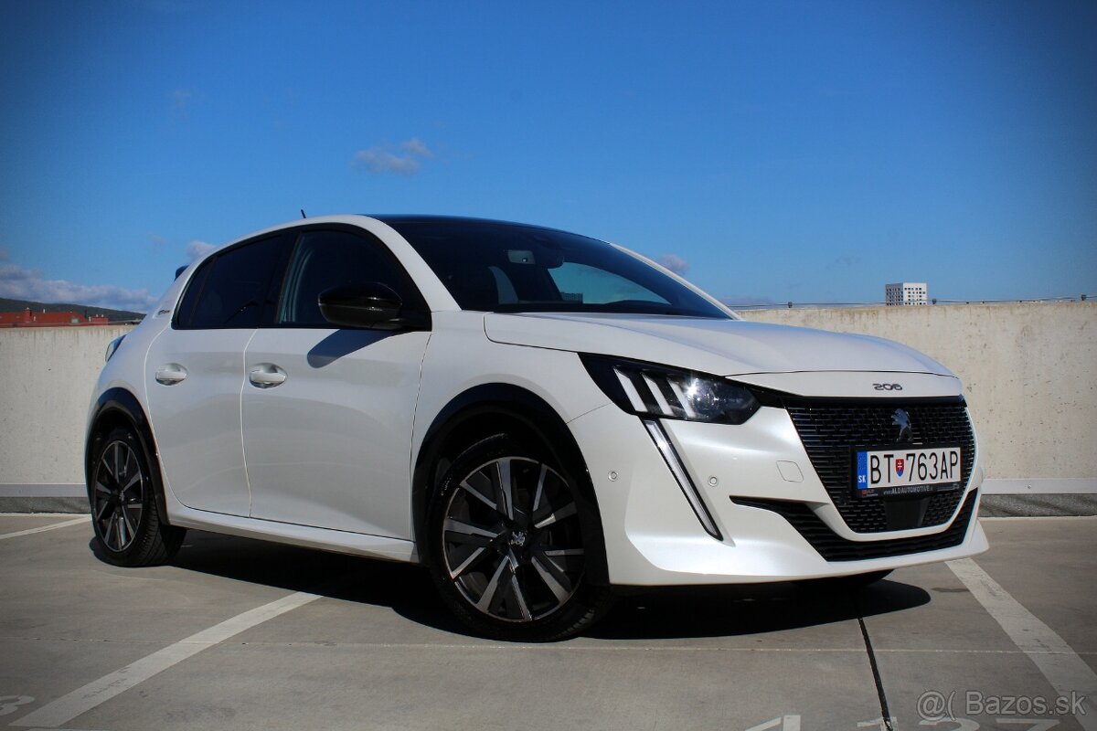 Peugeot 208 1.2 benzín 96kW GT Line Automat