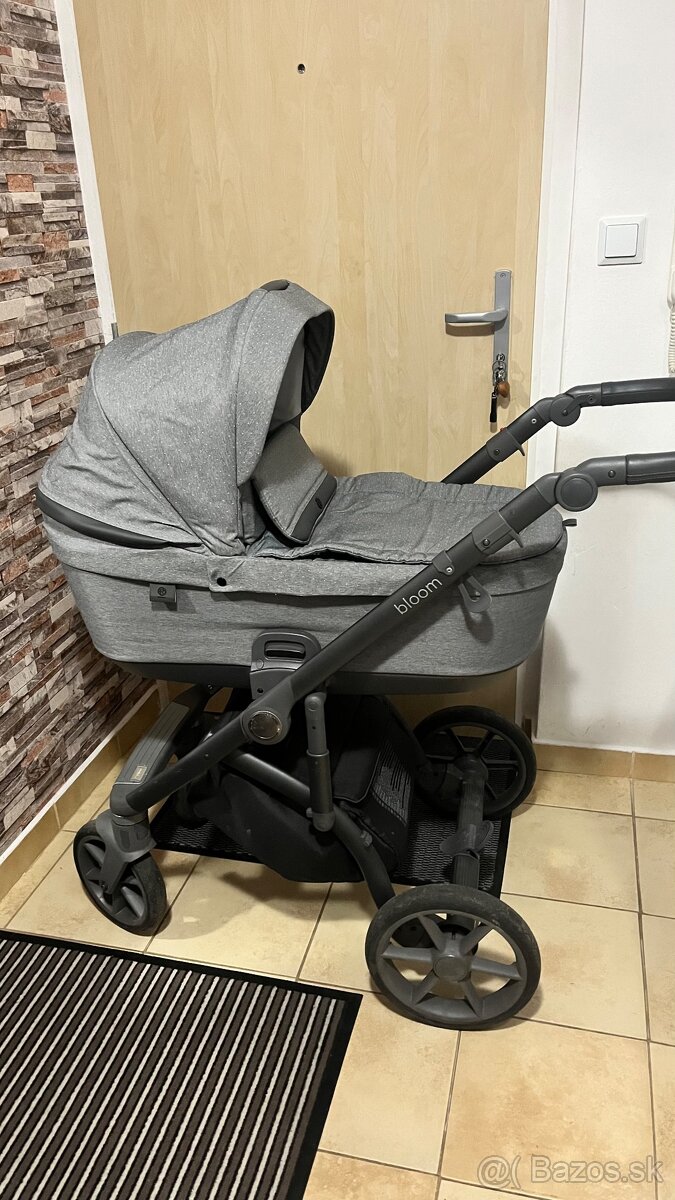 Kočík 3v1 Roan Bloom Grey Dots + ISOFIX základňa na vajíčko