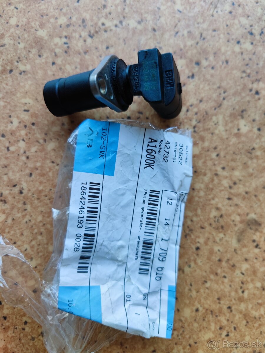 BMW Snímač polohy kluky OEM 12141709616