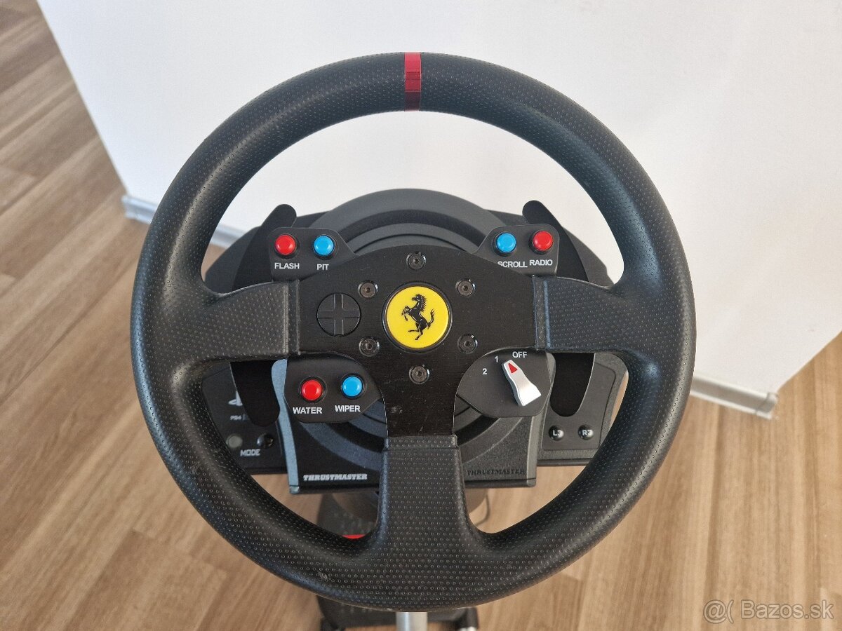 Volant Thrustmaster T300 RS Ferrari GTE + stojan