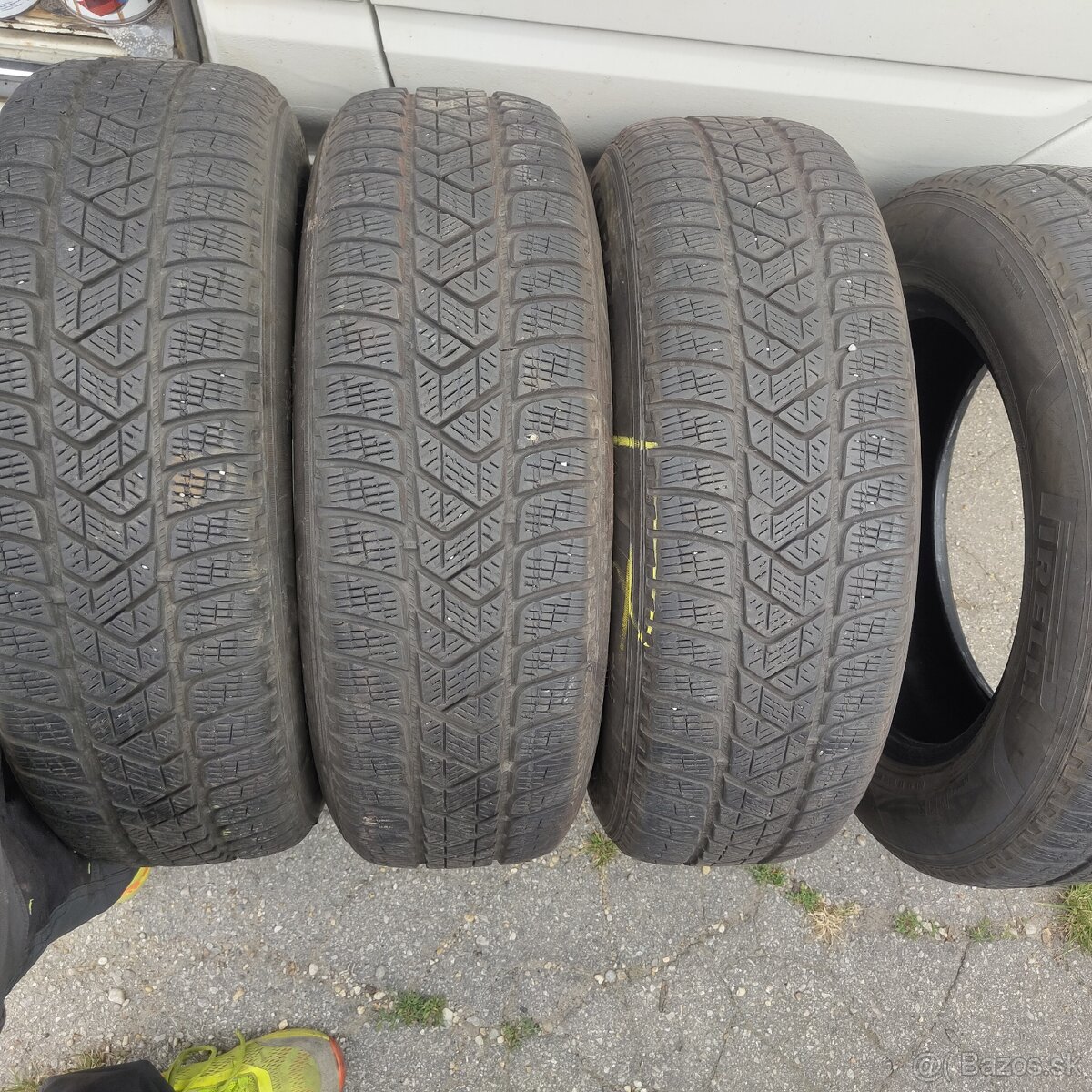 Zimné Pirelli Scorpion Winter 215/65/17 99H