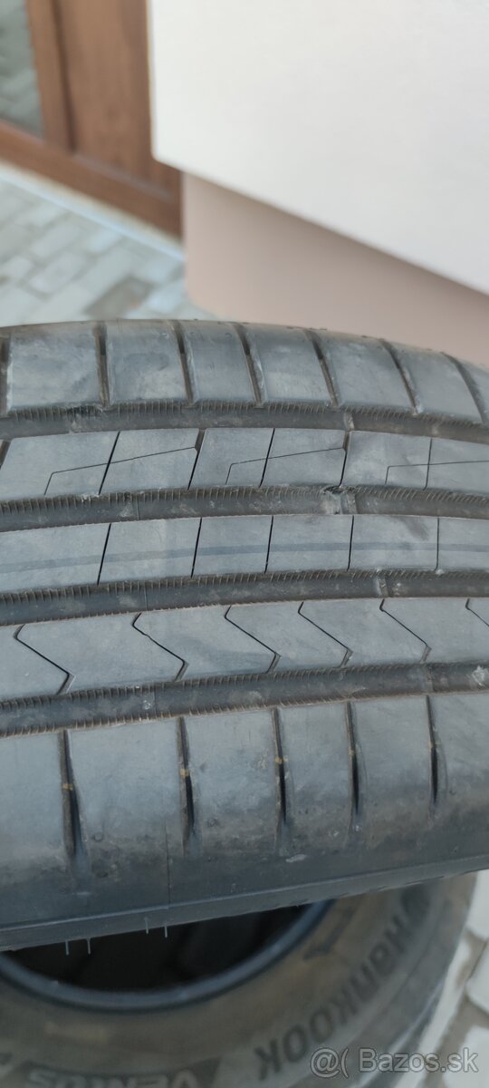 Predám letné pneumatiky 215/65r17