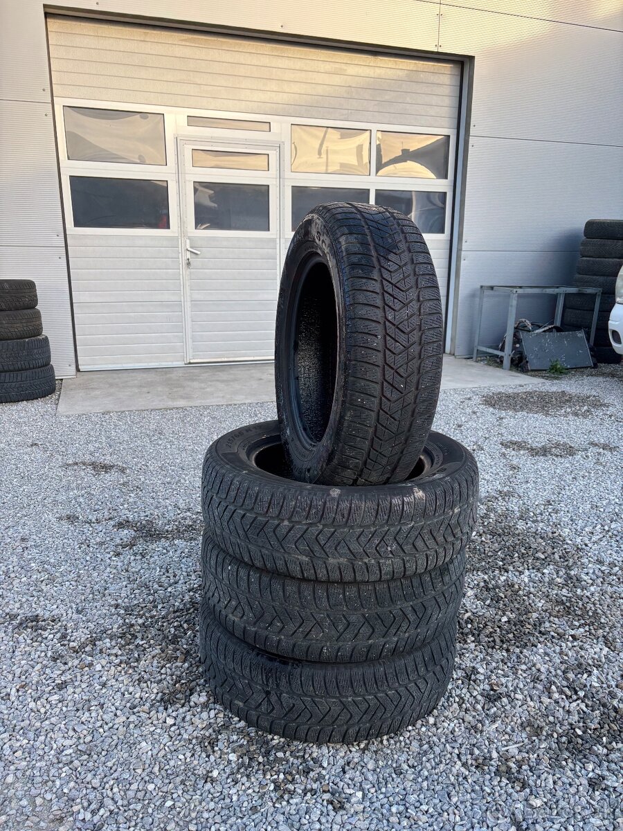 Pneumatiky 215/65 R17 zimné Pirelli