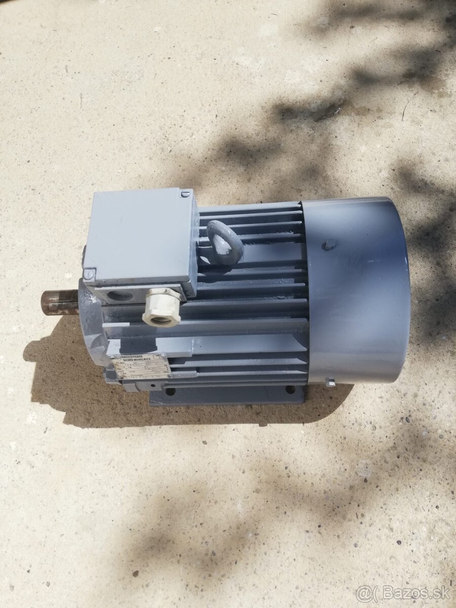 elektromotor mez mohelnice 3 kW, 2880ot /min 400V/220V